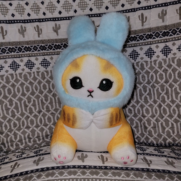 Adorable Blue and White Plush Kitten As  Bunny - Picture 1 of 3